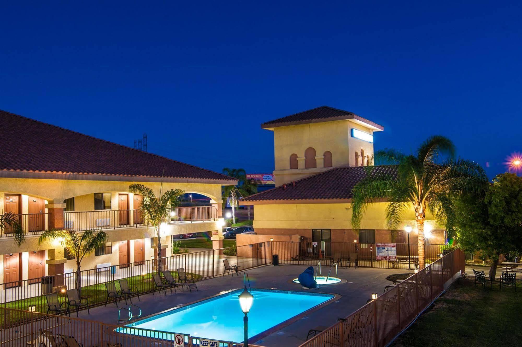 Motel 6-Santa Nella, Ca - Los Banos Ngoại thất bức ảnh